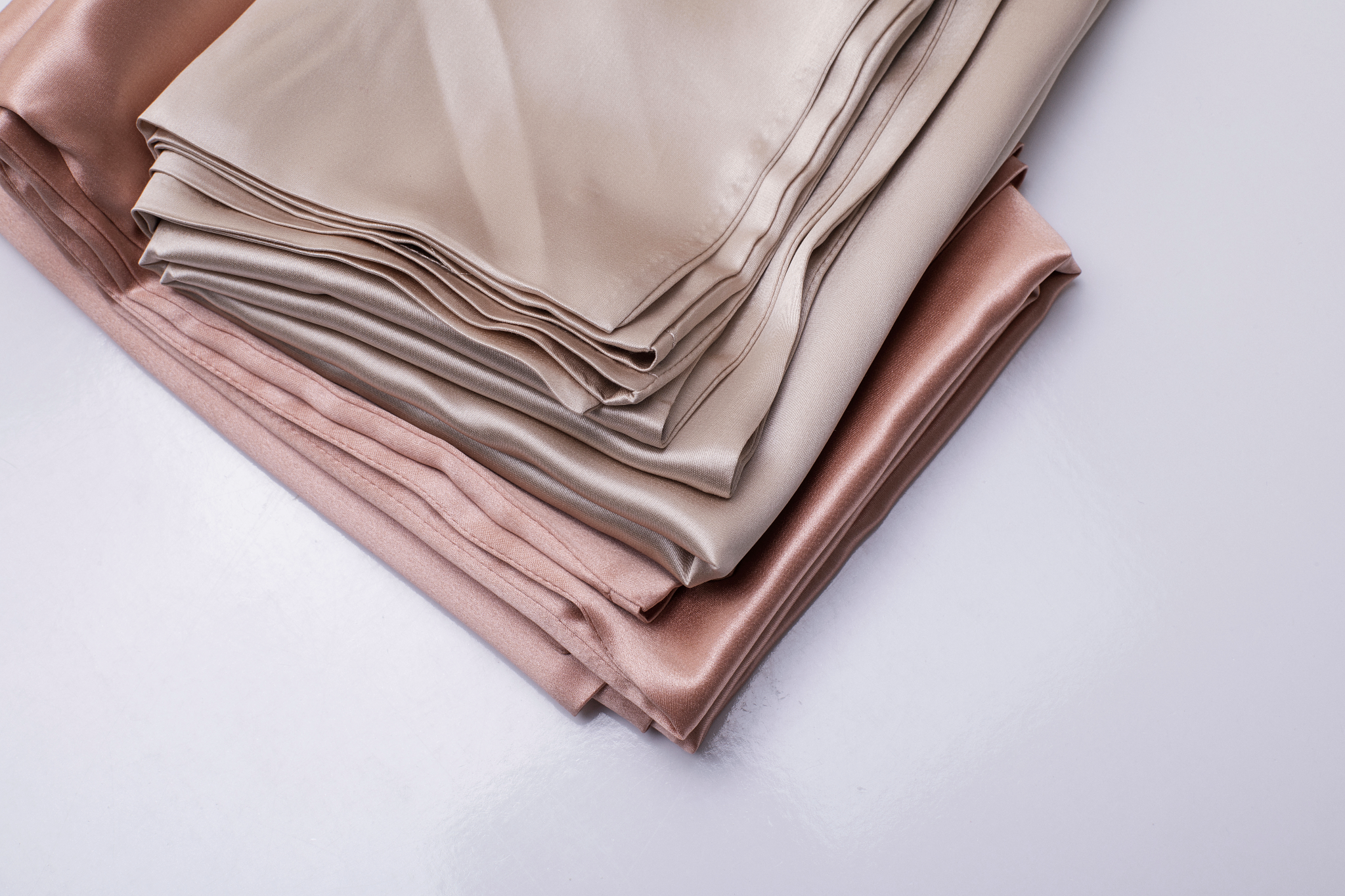 silk-pillow-cases-folded-up